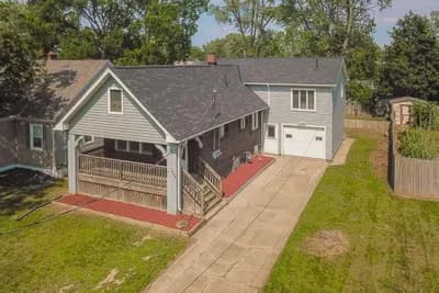 333 Illinois Ave