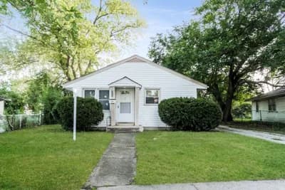 25 Circle Dr