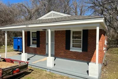 432 W Peebles Rd