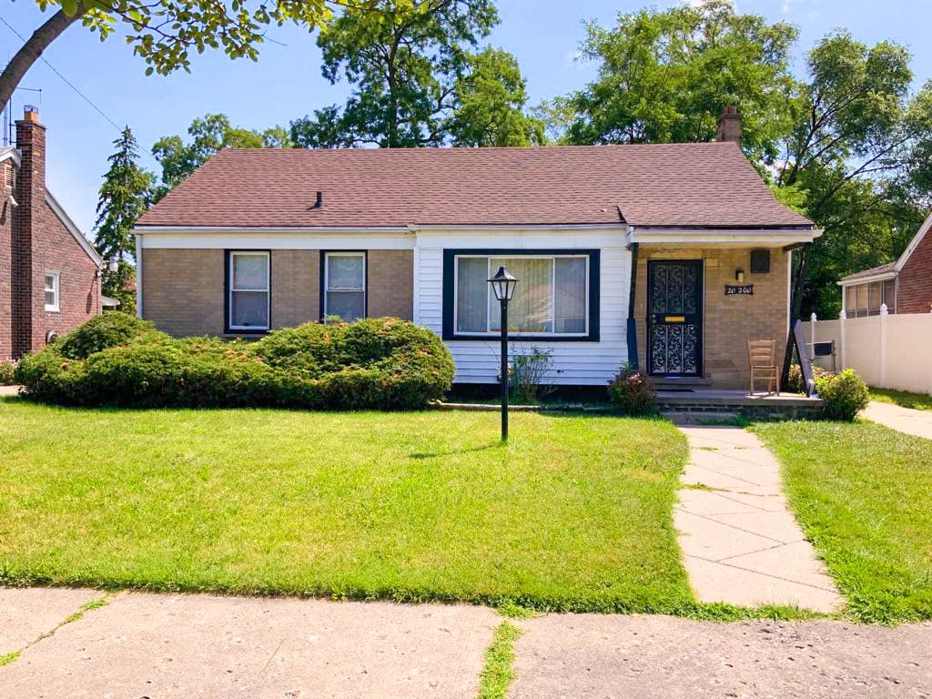20200 Lesure St, Detroit, MI 48235