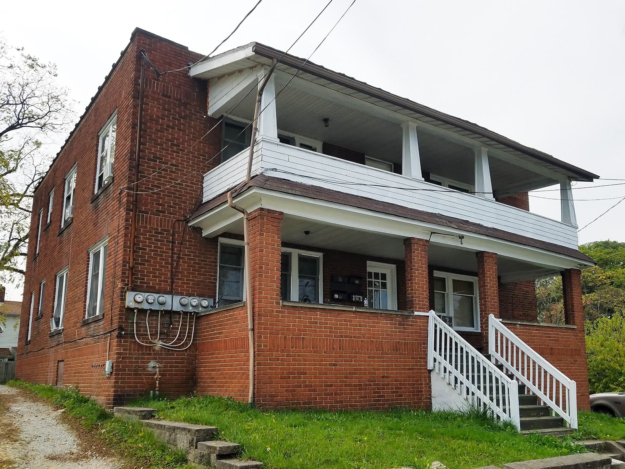 1000 Florida Ave, Akron, OH 44314
