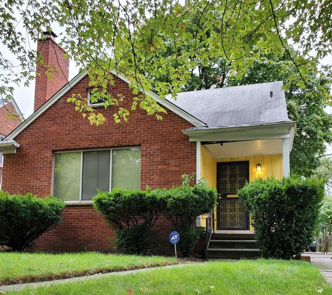 13991 Warwick St, Detroit, MI 48223