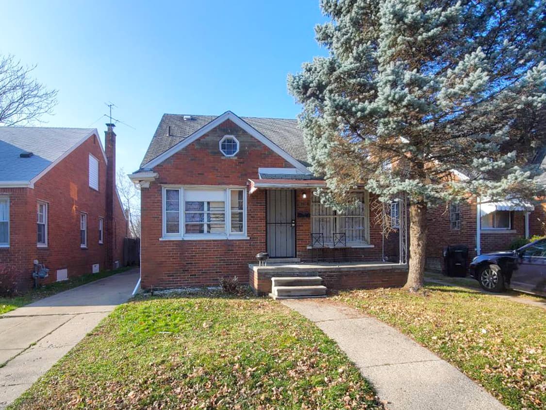 19201 Westphalia St, Detroit, MI 48205