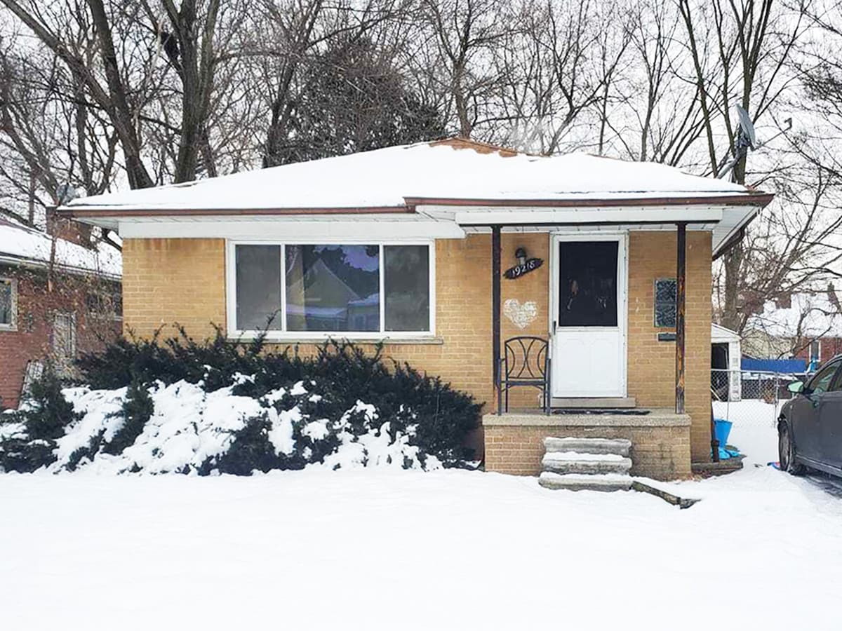 19218 Houghton St, Detroit, MI 48219