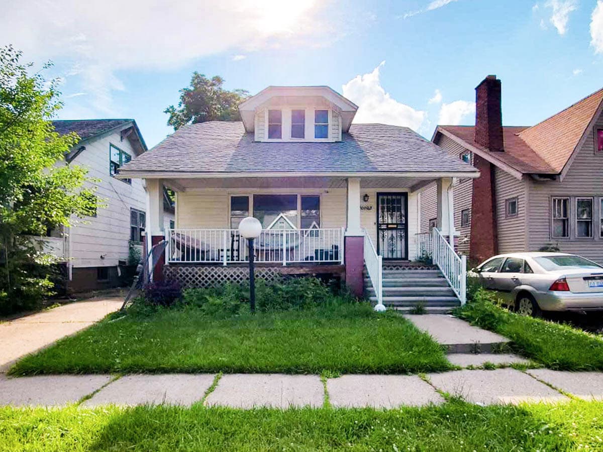 10003 Pinehurst St, Detroit, MI 48204