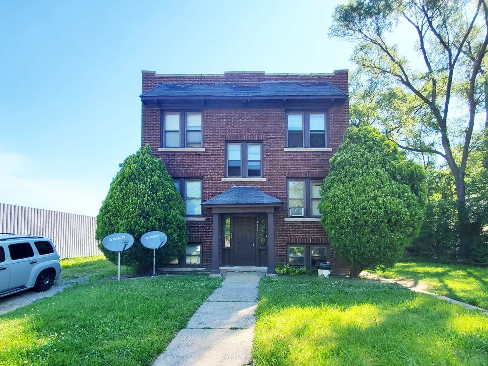 14066 Santa Rosa Dr, Detroit, MI 48238