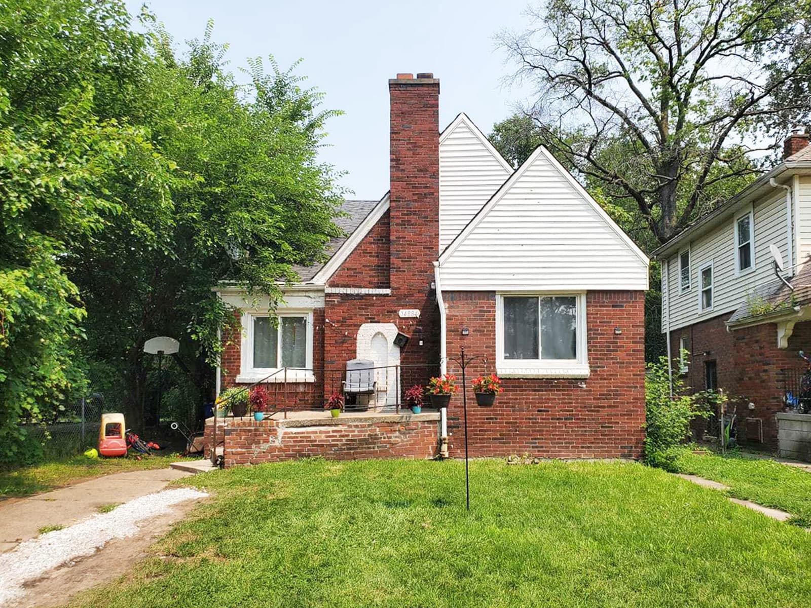 14884 Ward Ave, Detroit, MI 48227