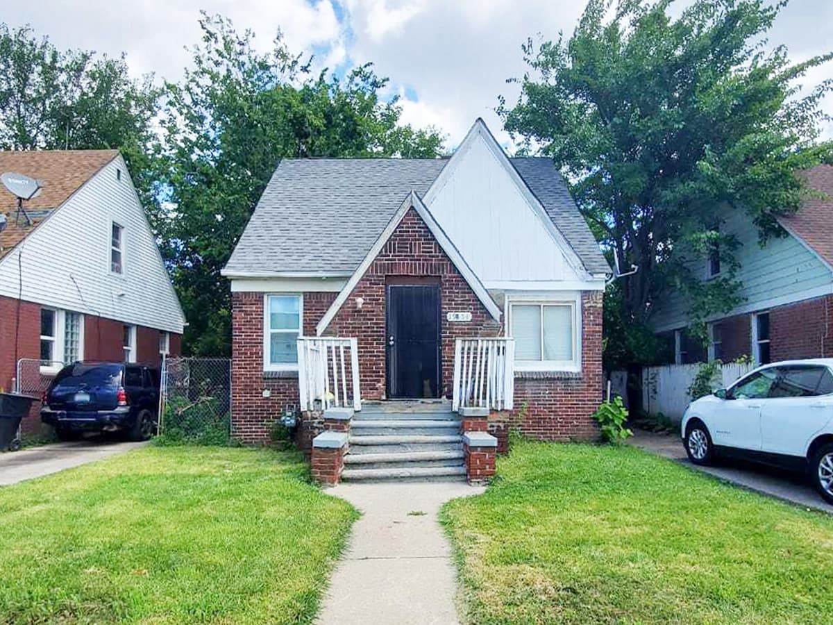 19154 Sherwood St, Detroit, MI 48234