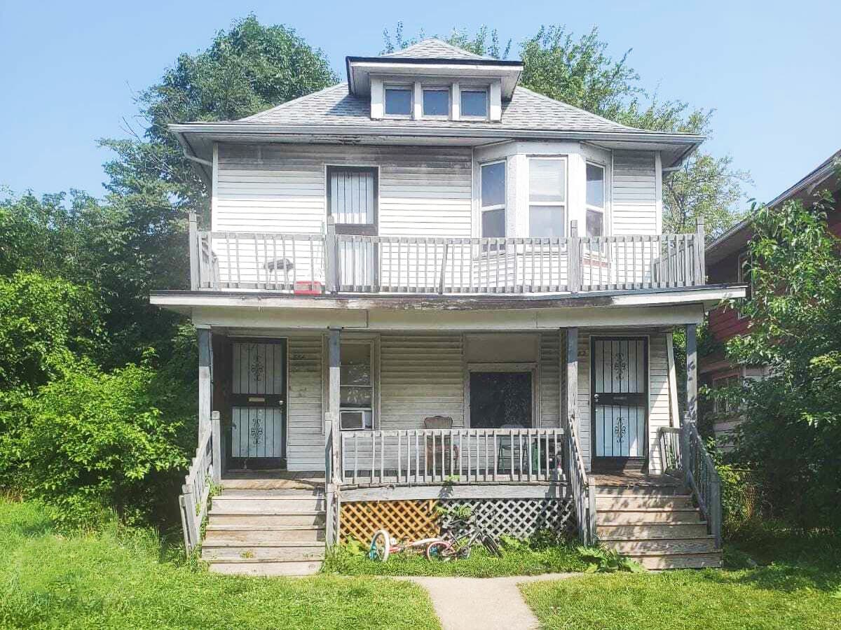 882-884 Pingree St, Detroit, MI 48202
