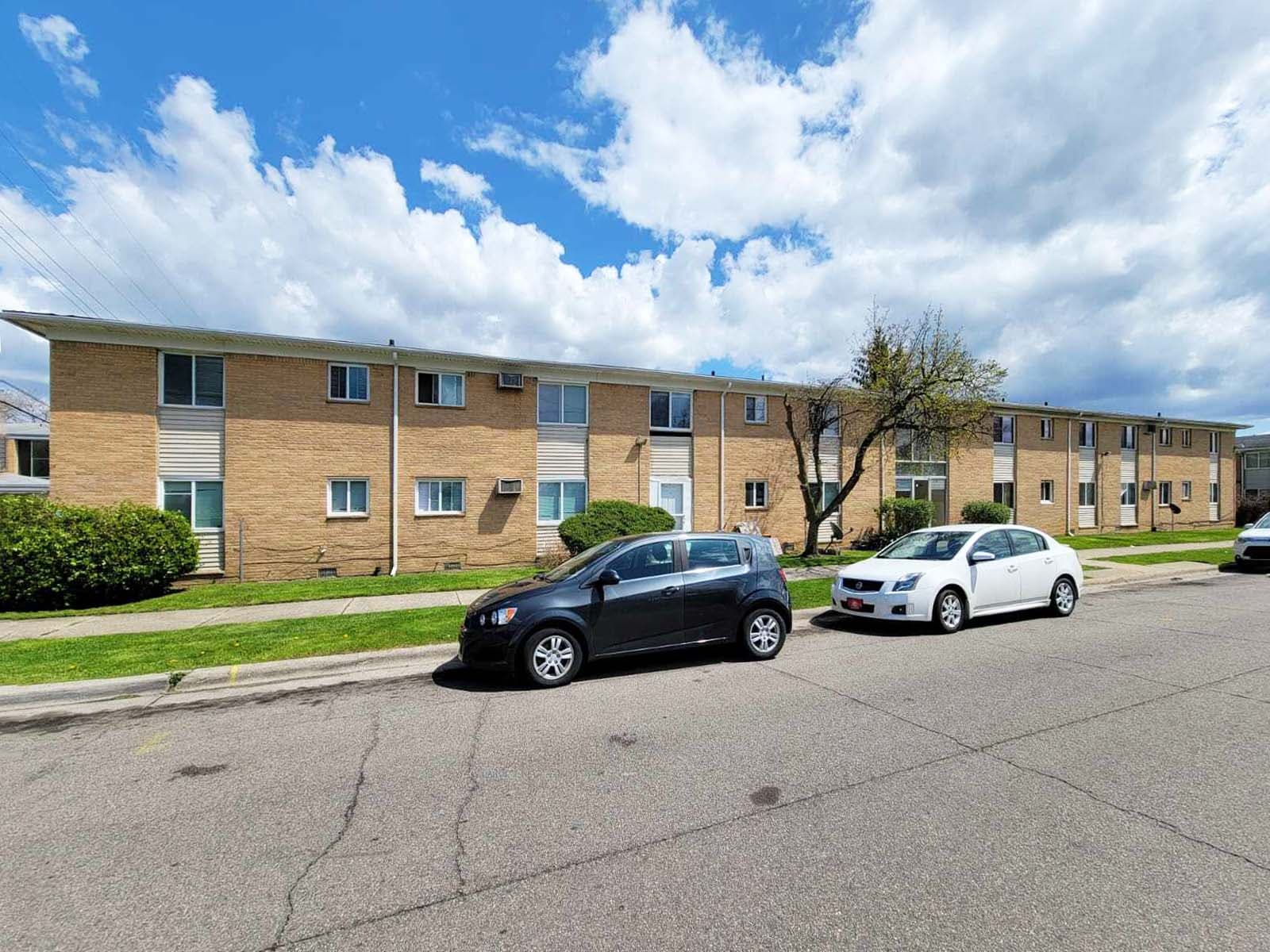 19000 Fenton St, Detroit, MI 48219