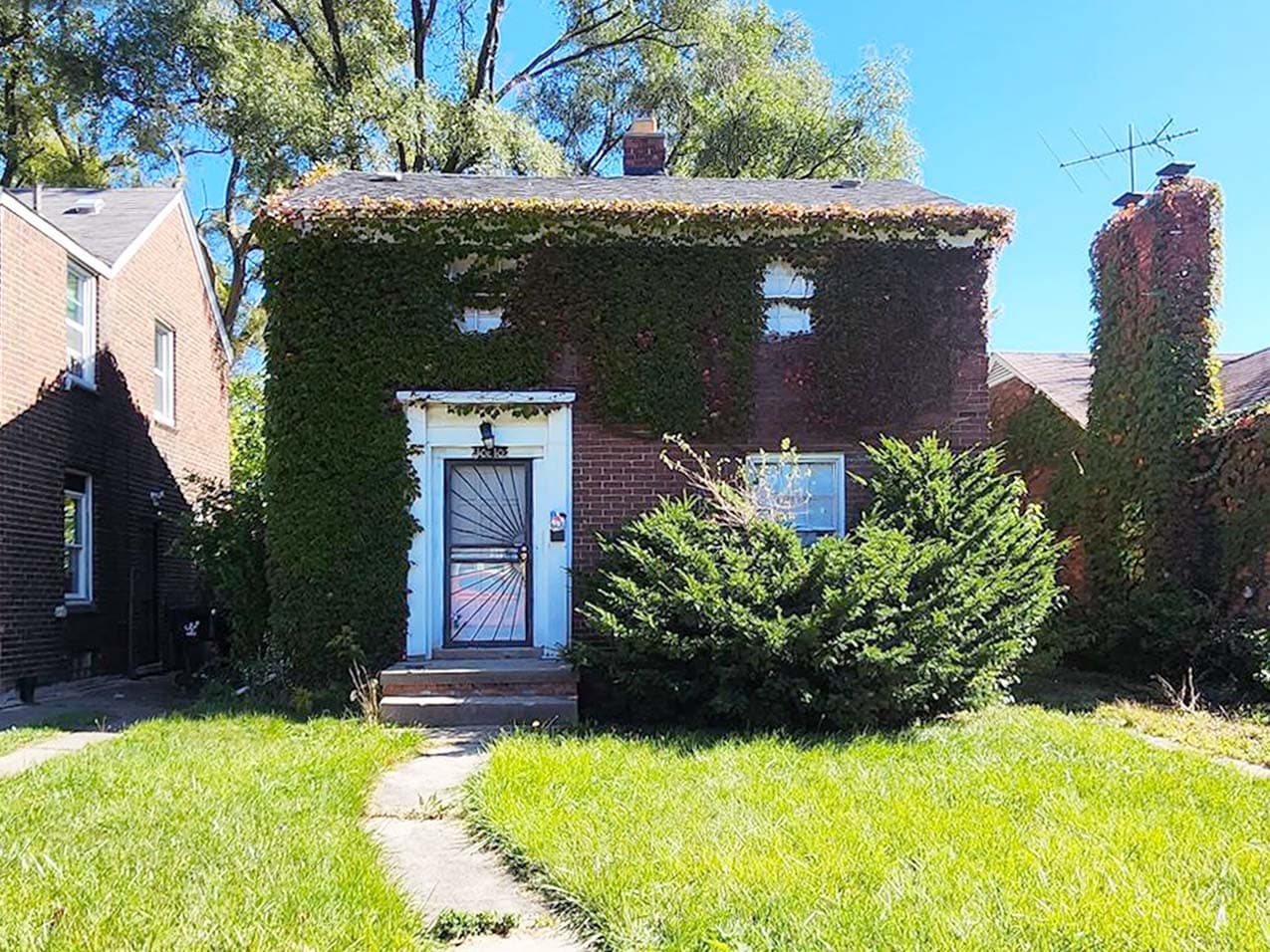 10610 Balfour Rd, Detroit, MI 48224