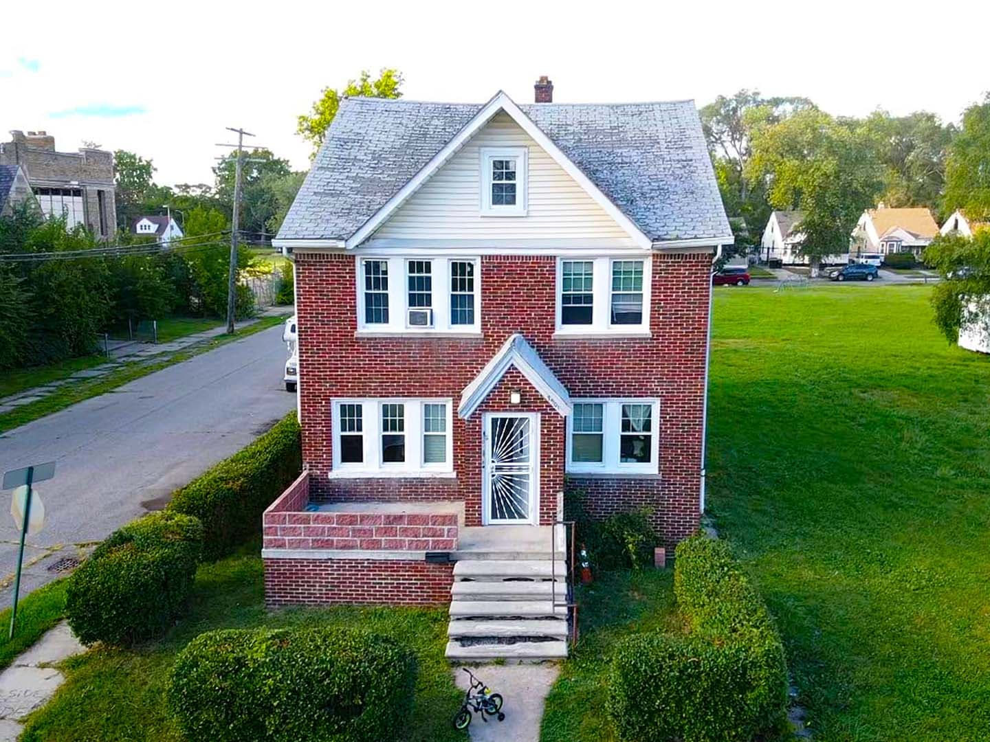 7501 Stockton St, Detroit, MI 48234