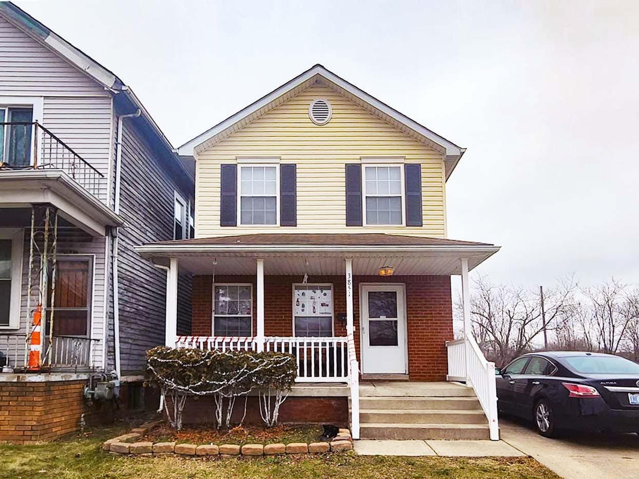 3851 McClellan Ave, Detroit, MI 48214