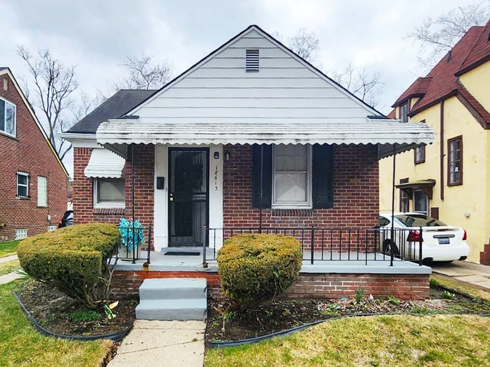 18613 Oakfield Ave, Detroit, MI 48235