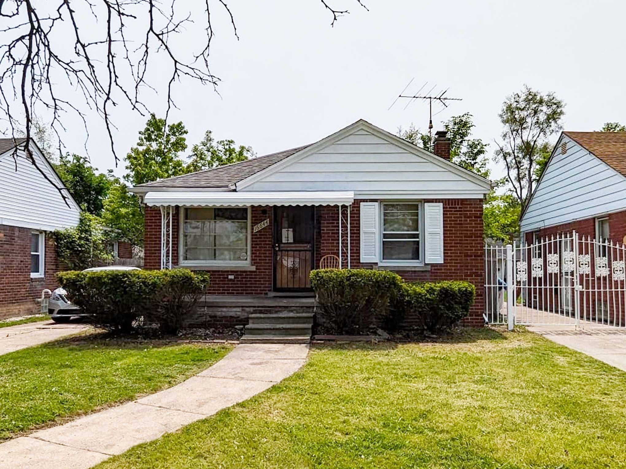 16644 Rossini Dr, Detroit, MI 48205