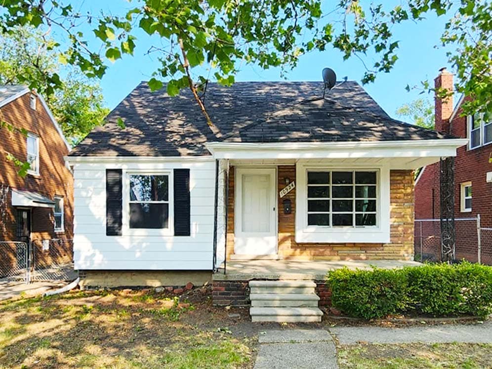 10924 Balfour Rd, Detroit, MI 48224
