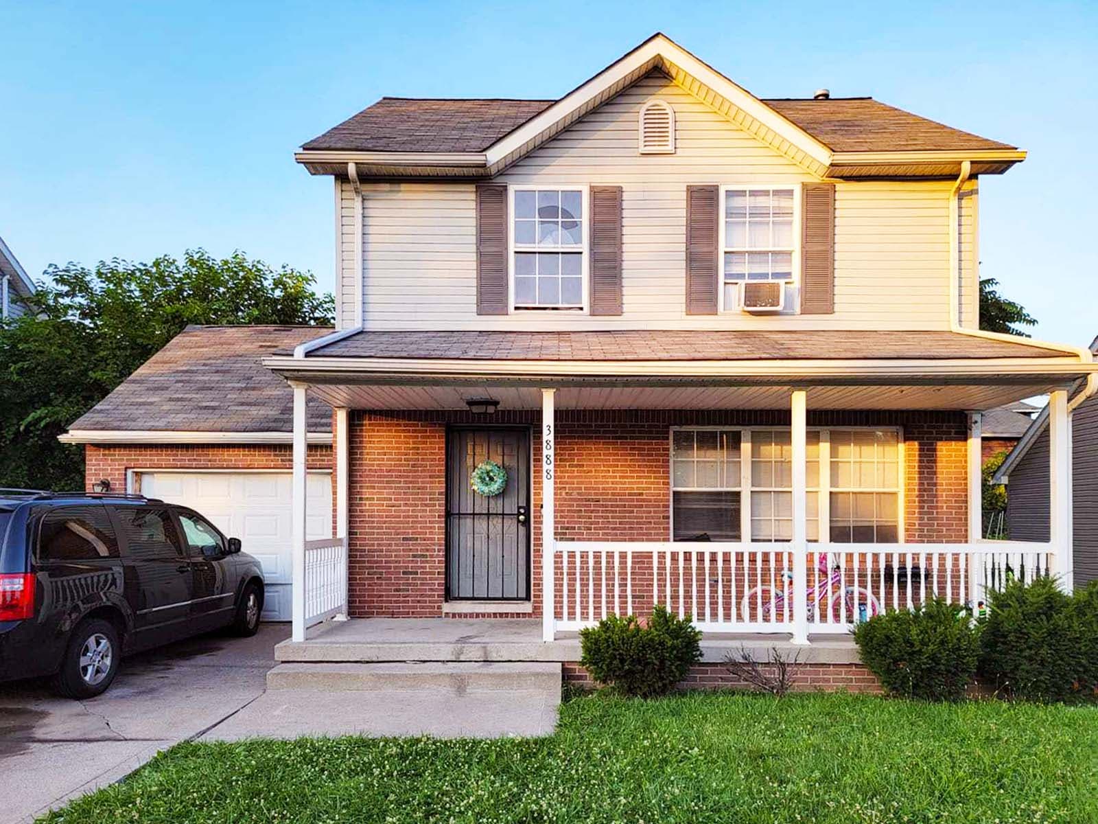 3888 Fairview St, Detroit, MI 48214