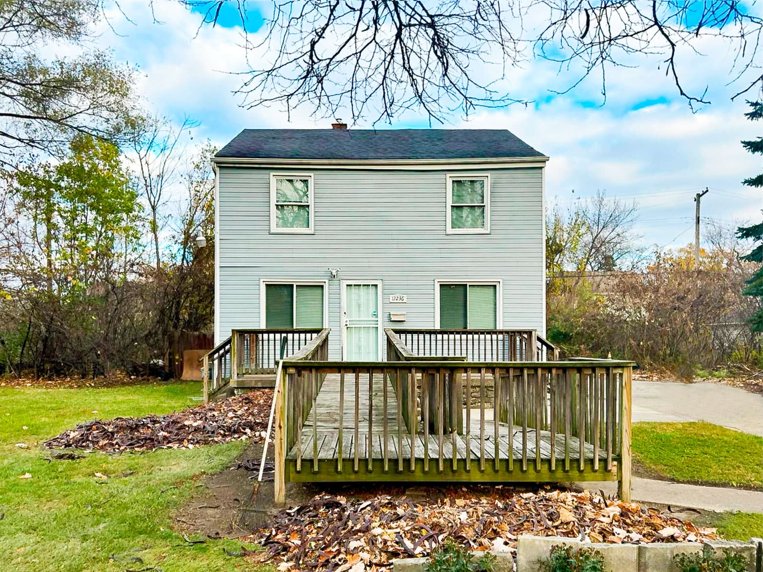 12236 Sorrento Ave, Detroit, MI 48227