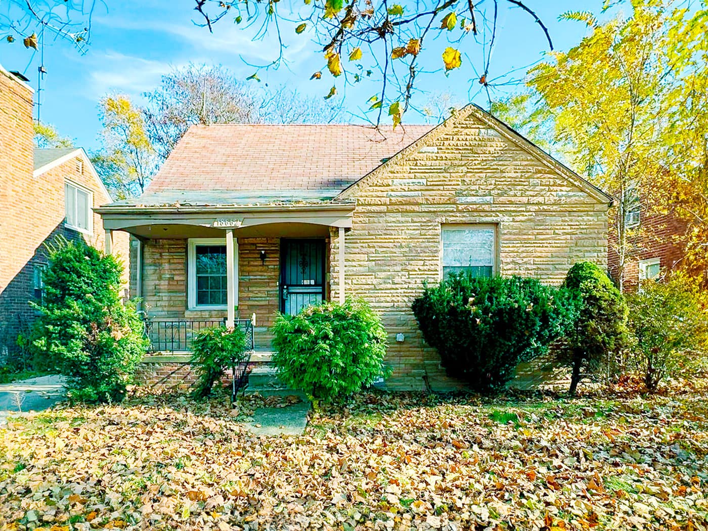 18662 Blackmoor St, Detroit, MI 48234