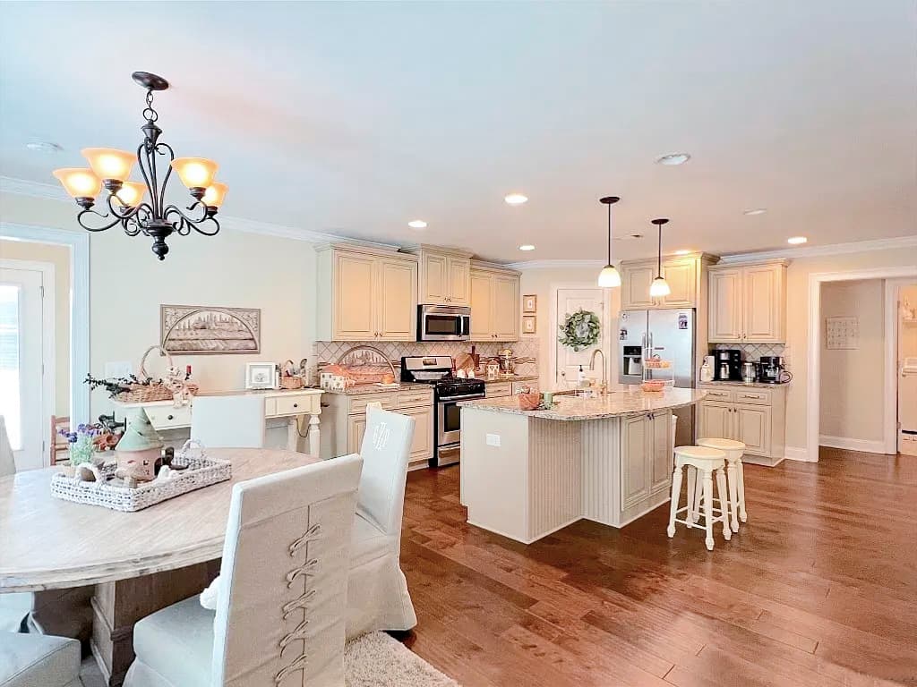 7913 Faith Ln, Montgomery, AL 36117