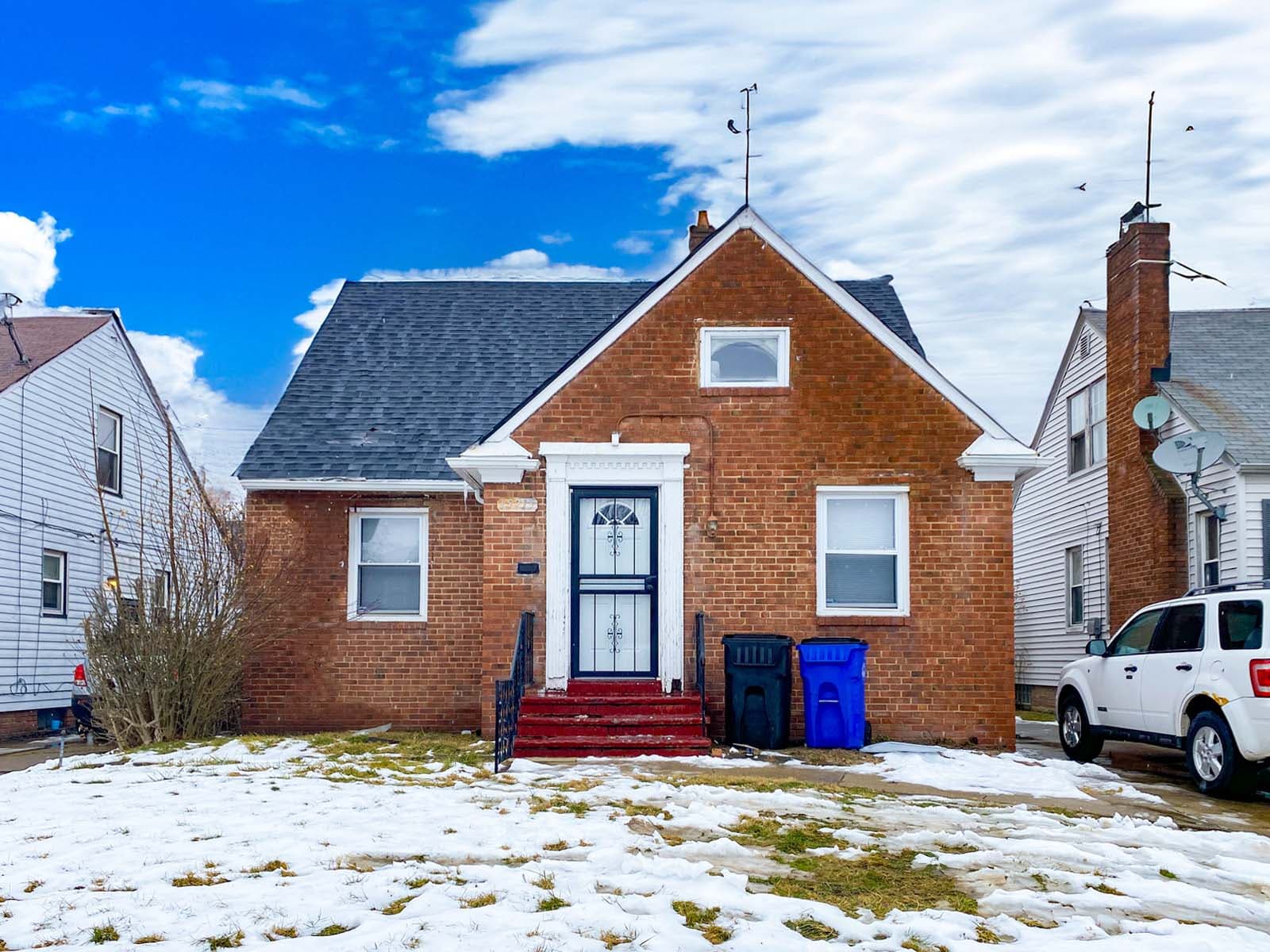 15715 Talford Ave, Cleveland, OH 44128