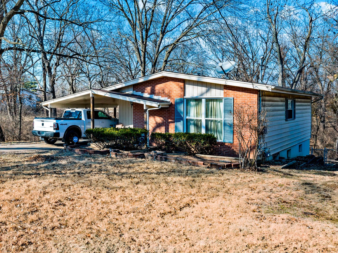 10465 Decker Ave, St. Louis, MO 63114