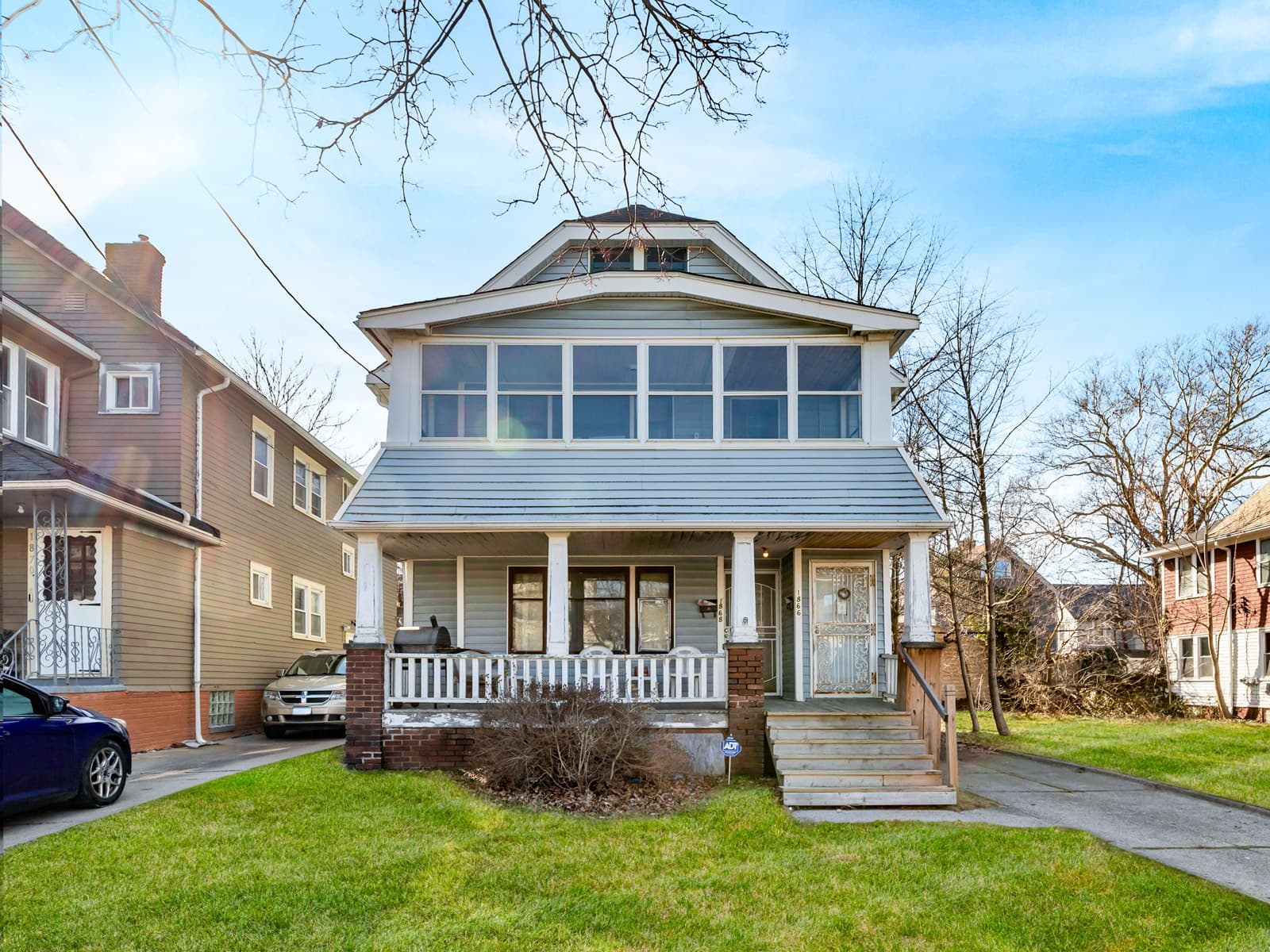 1866 Reyburn Rd, Cleveland, OH 44112