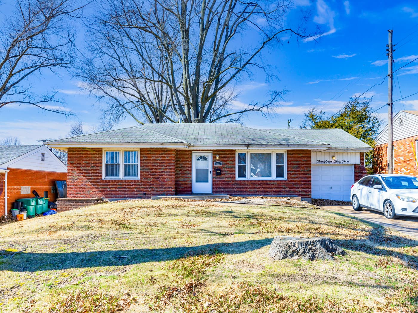 9433 Ardmore Dr, St. Louis, MO 63137