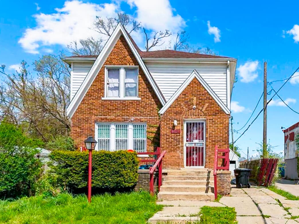 16126 Freeland St, Detroit, MI 48235