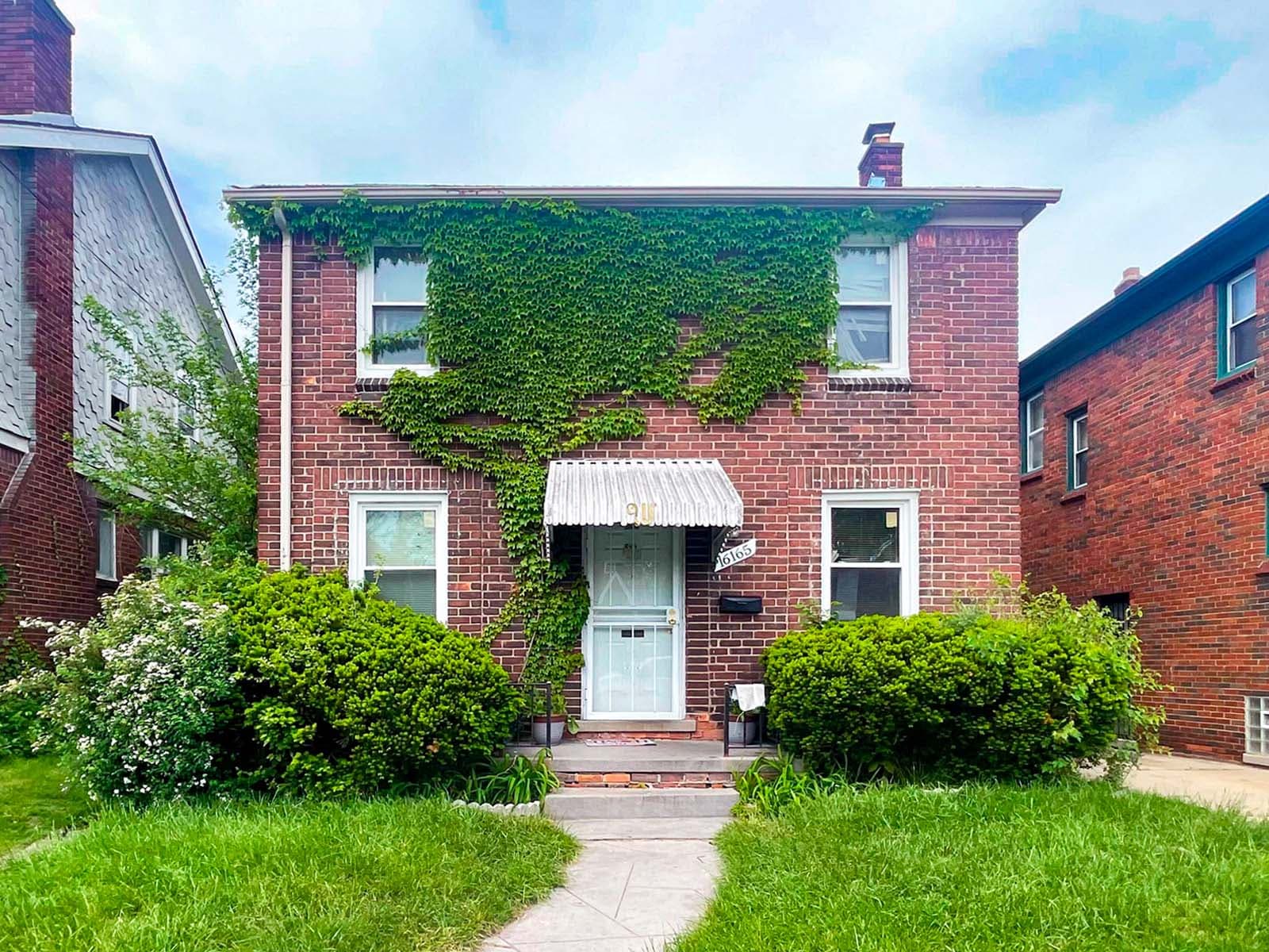 16165 Griggs St, Detroit, MI 48221