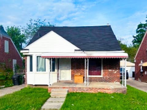 19736 Whitcomb St, Detroit, MI 48235
