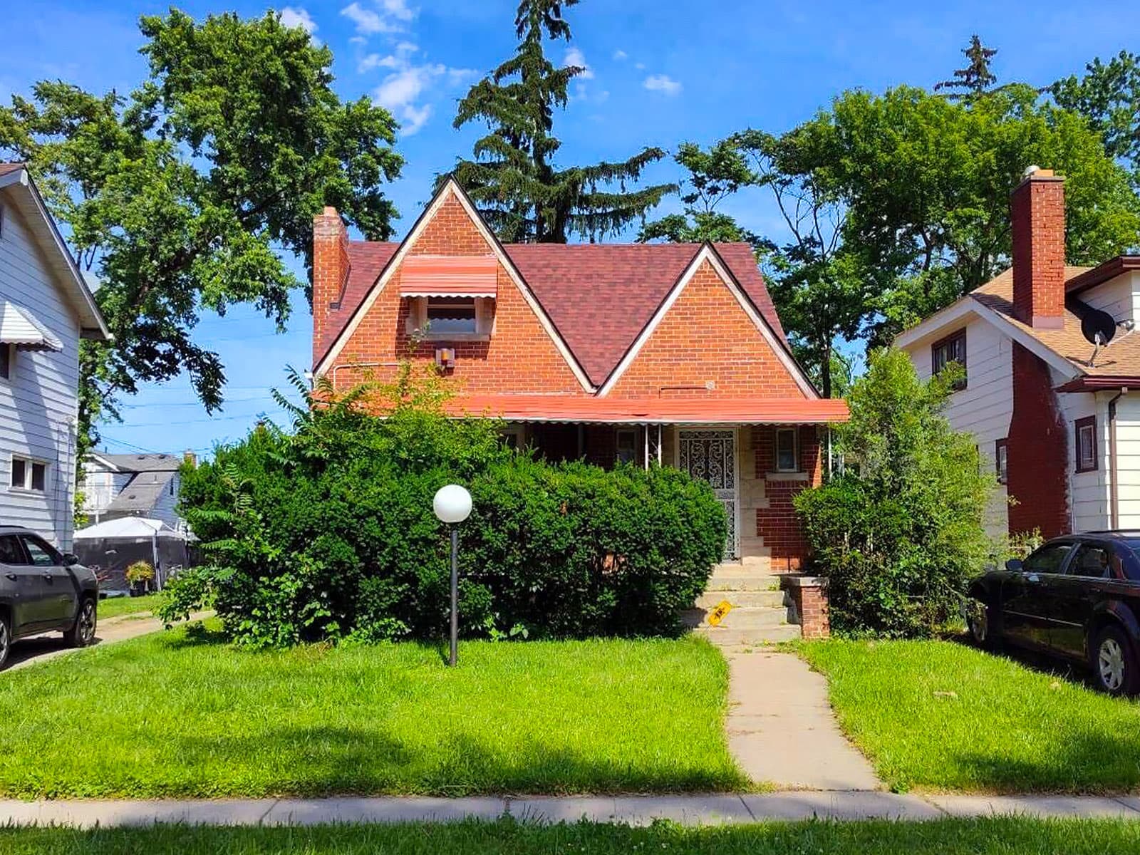 14574 Strathmoor St, Detroit, MI 48227