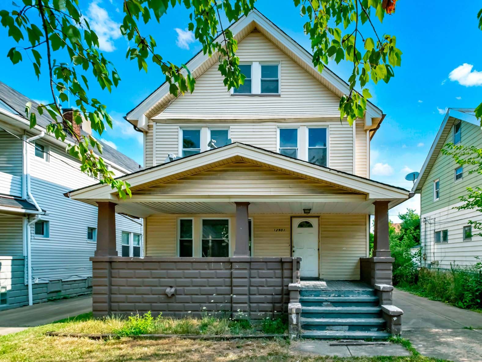 12901 Lenacrave Ave, Cleveland, OH 44105