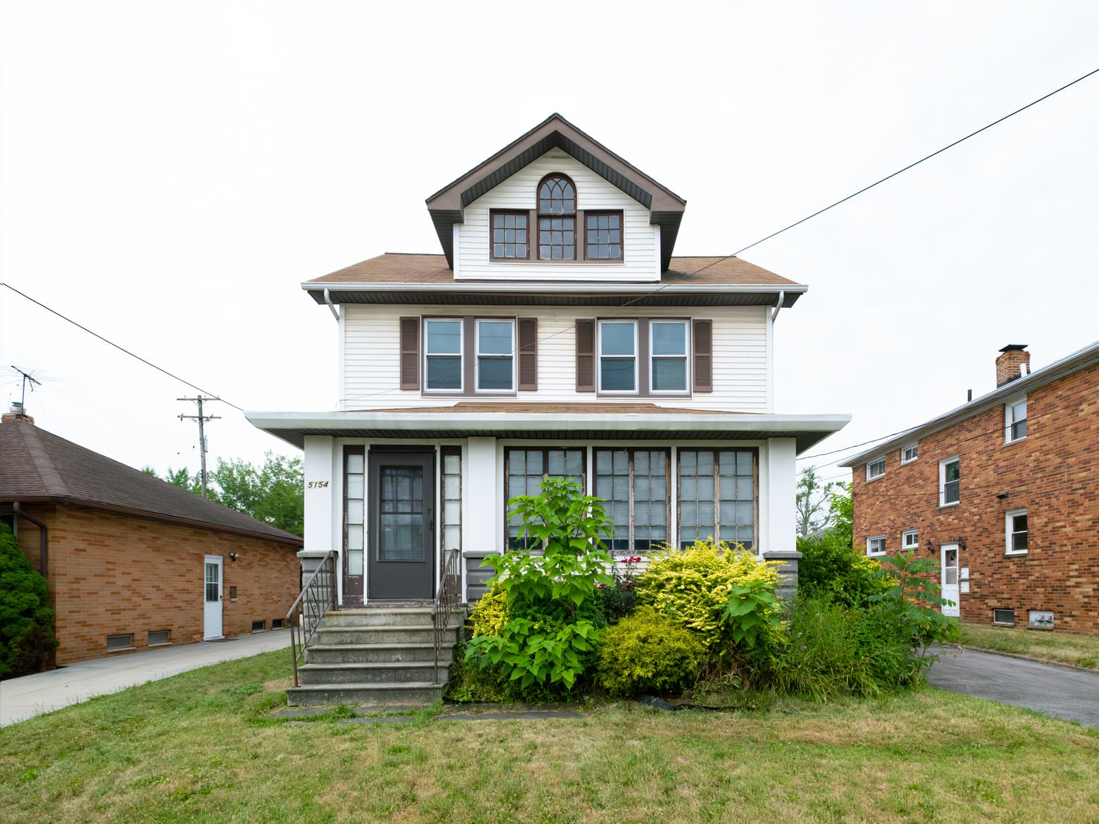 5154 Turney Rd, Garfield Heights, OH 44125