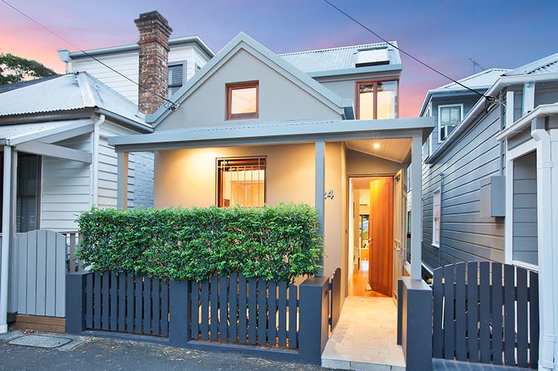 24 Clayton Street