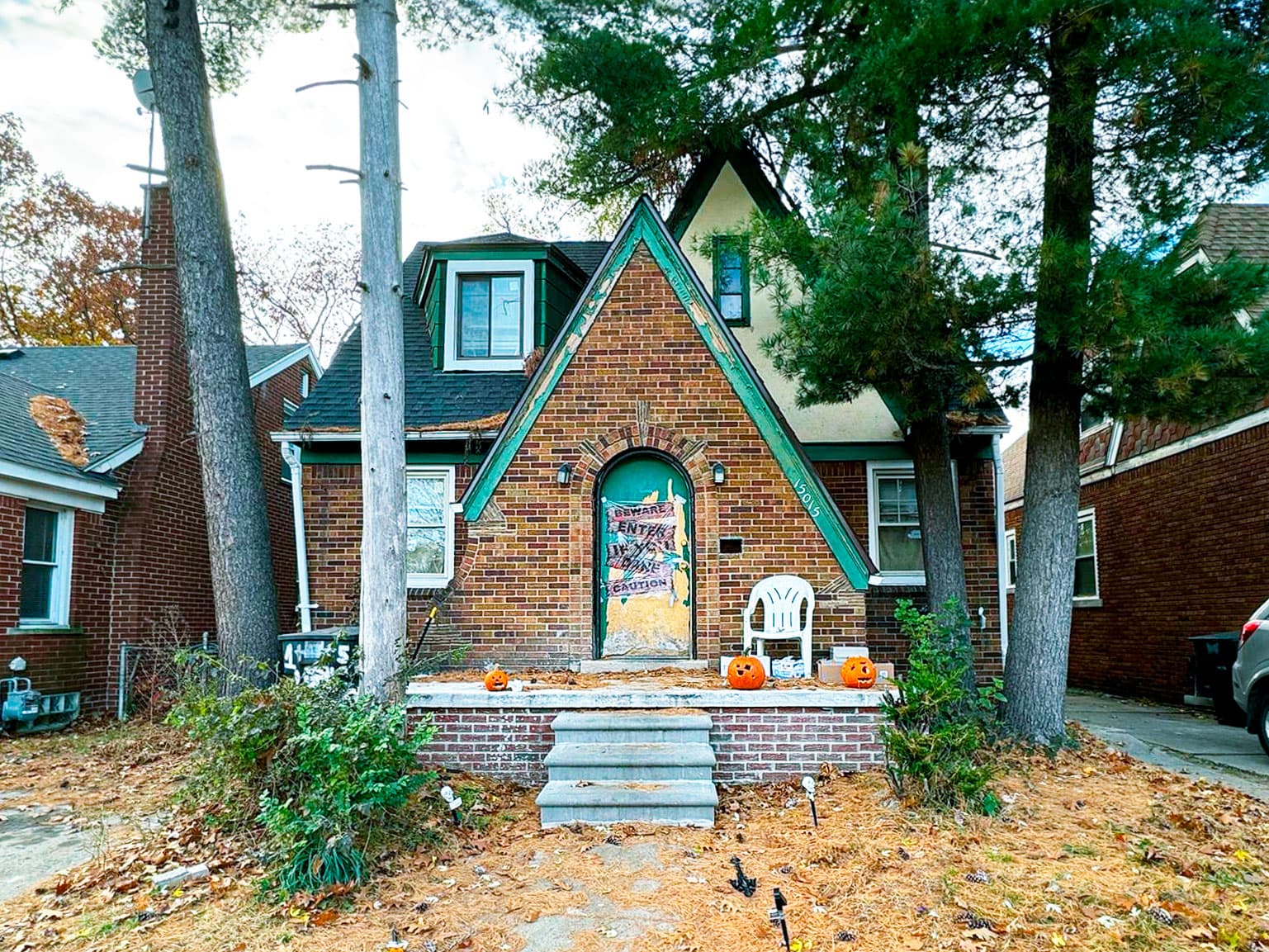 15015 Ward Ave, Detroit, MI 48227